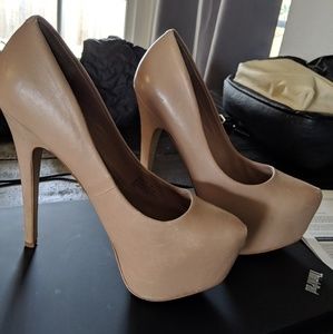 Steve Madden dejavu pumps